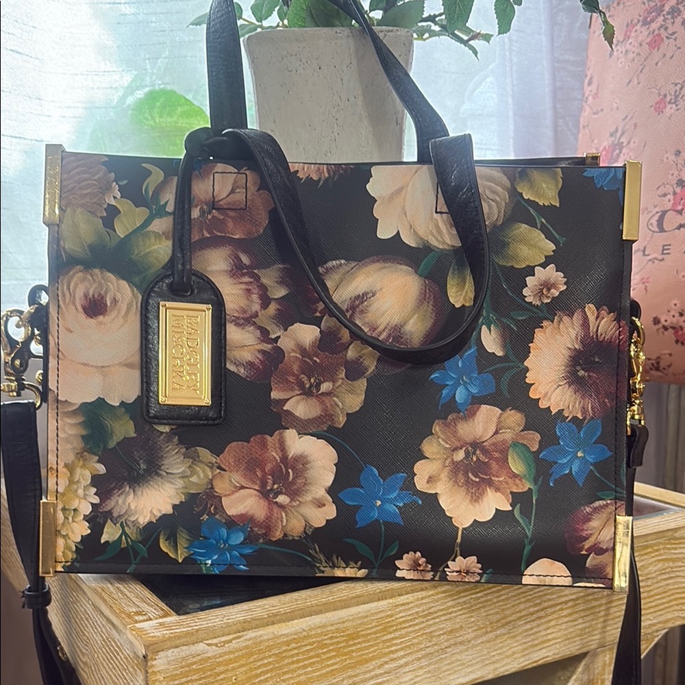 Badgley Mischka Black and Blue Tote Bag Stylish Design